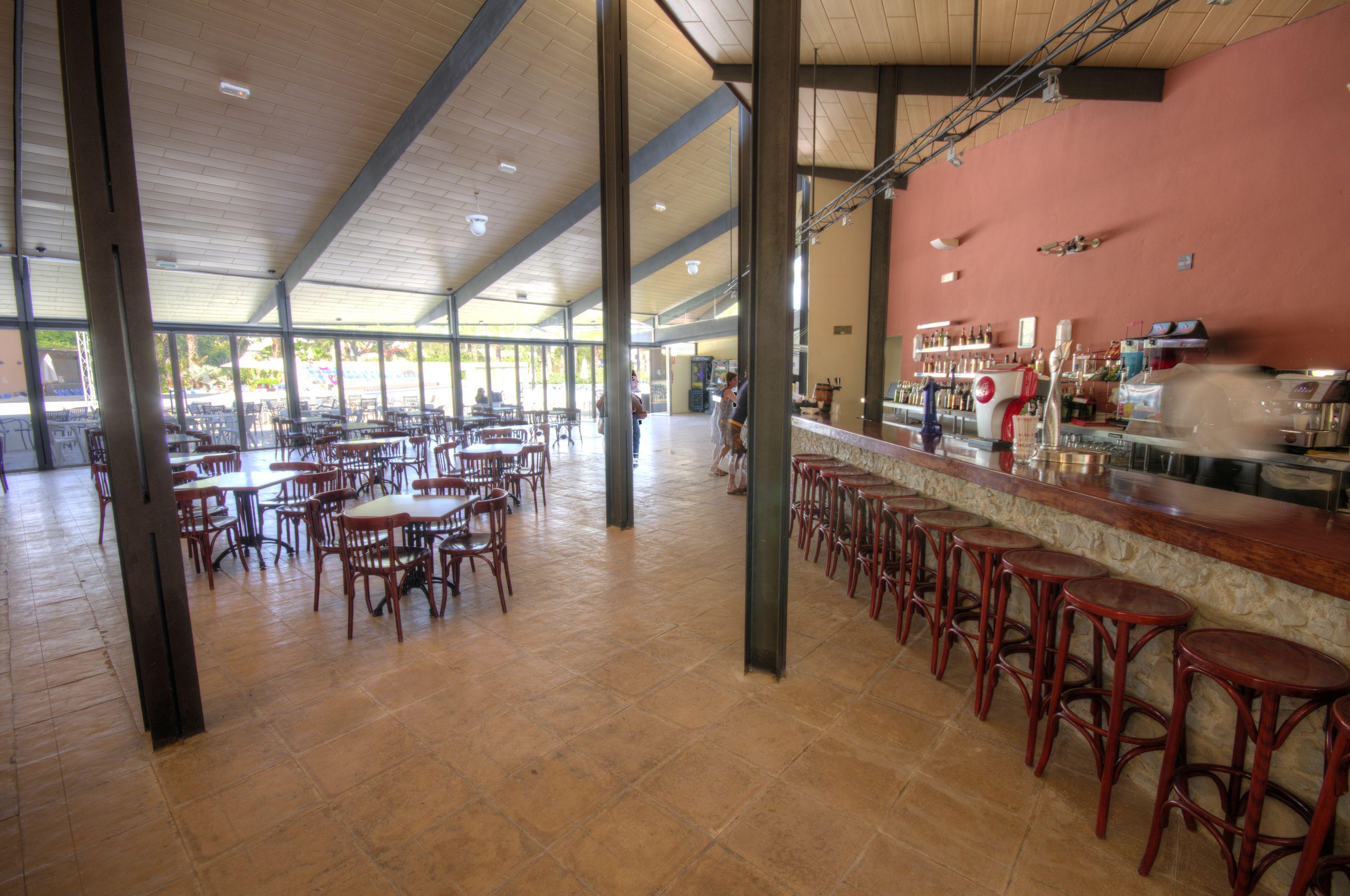 Azuline Hotel Bergantin San Antonio  Bagian luar foto