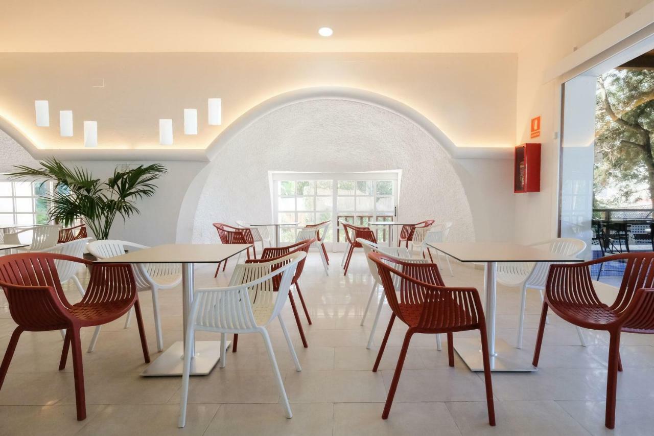 Azuline Hotel Bergantin San Antonio  Bagian luar foto